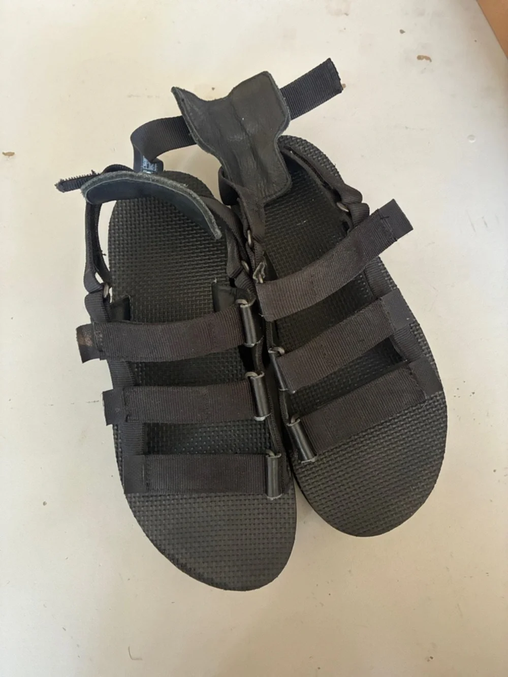 Teva Flatform Mevia Sandal size 9 - Picture 3 of 7